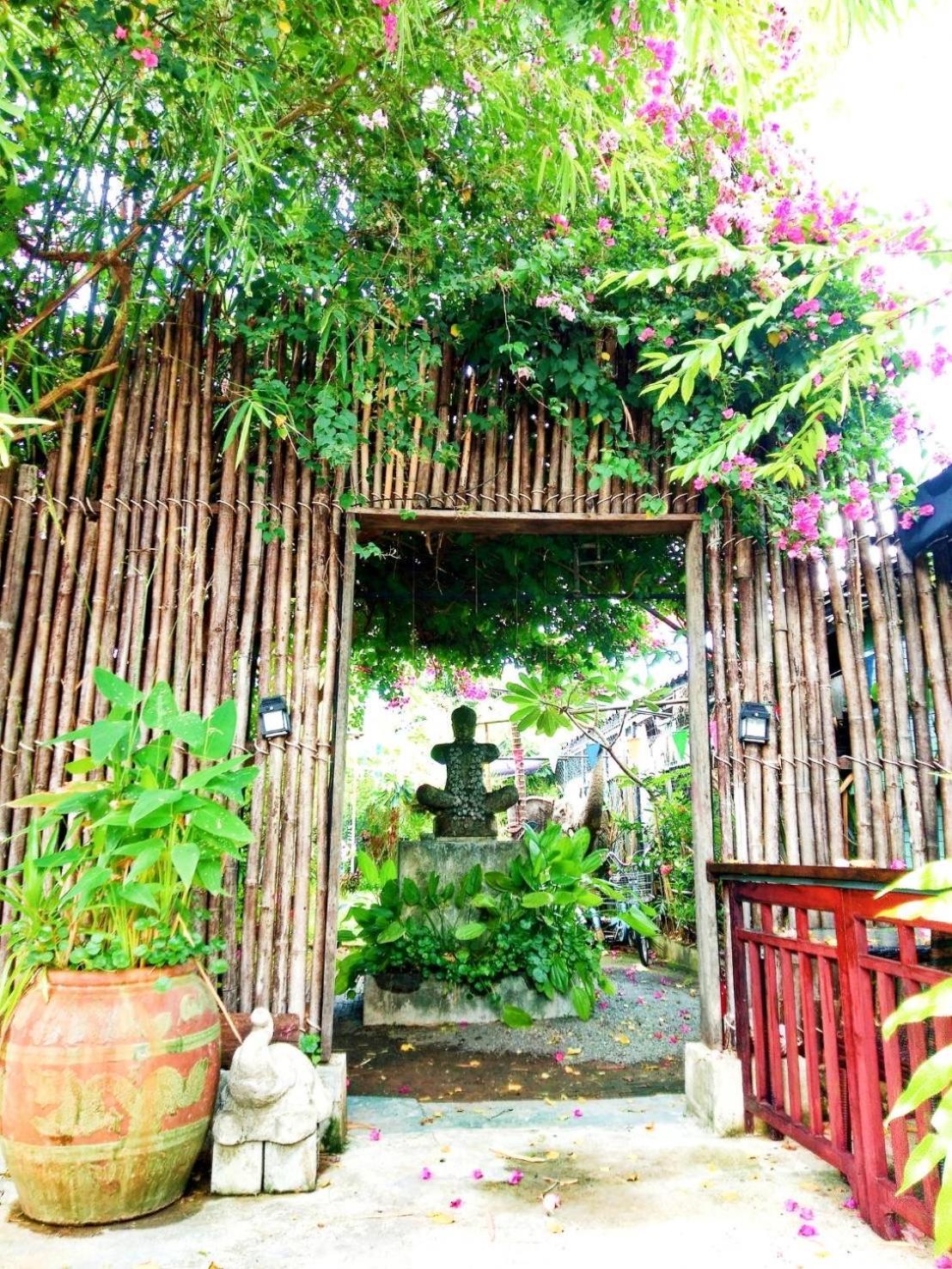 Artist'S Place ترات المظهر الخارجي الصورة